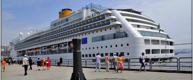 Круизный лайнер Costa Victoria посетил Владивосток