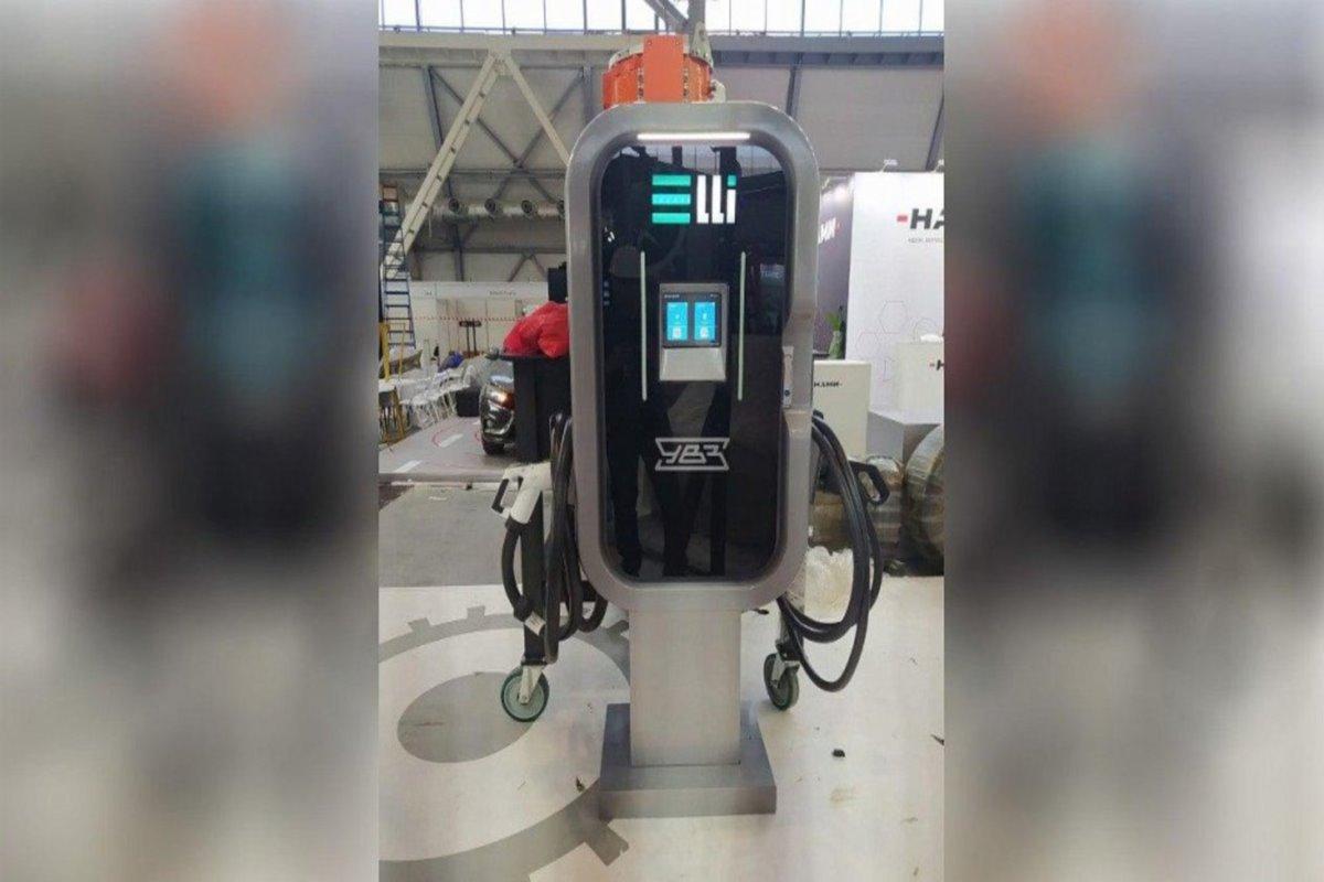 Серийный выпуск зарядных станций для электромобилей открыли в Челябинске