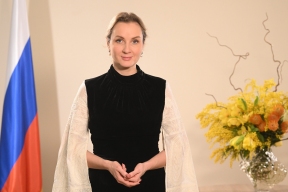 «Понравилась чиновнику»: Львова-Белова потребовала федерального разбирательства в деле о передаче сироты из рук прабабушки