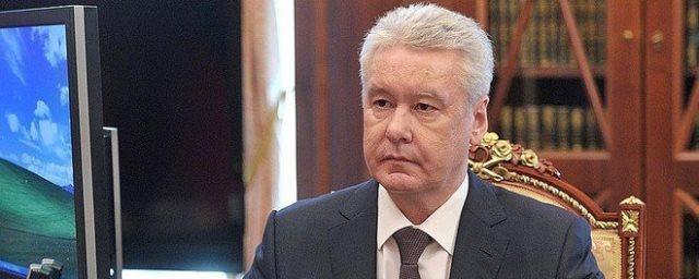 Мэр Москвы назвал срок отмены масочного режима
