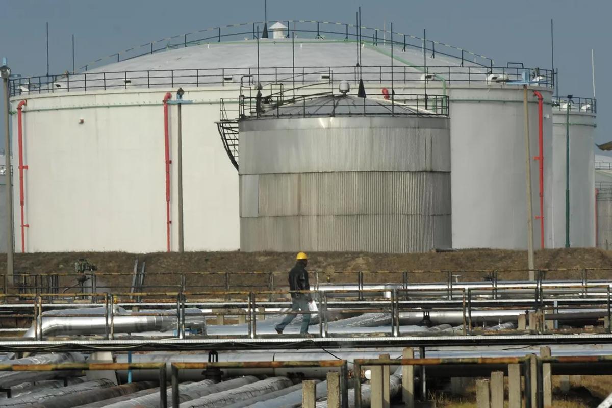 Шпётле: Киев будет атаковать «Дружбу» до смены власти в Венгрии