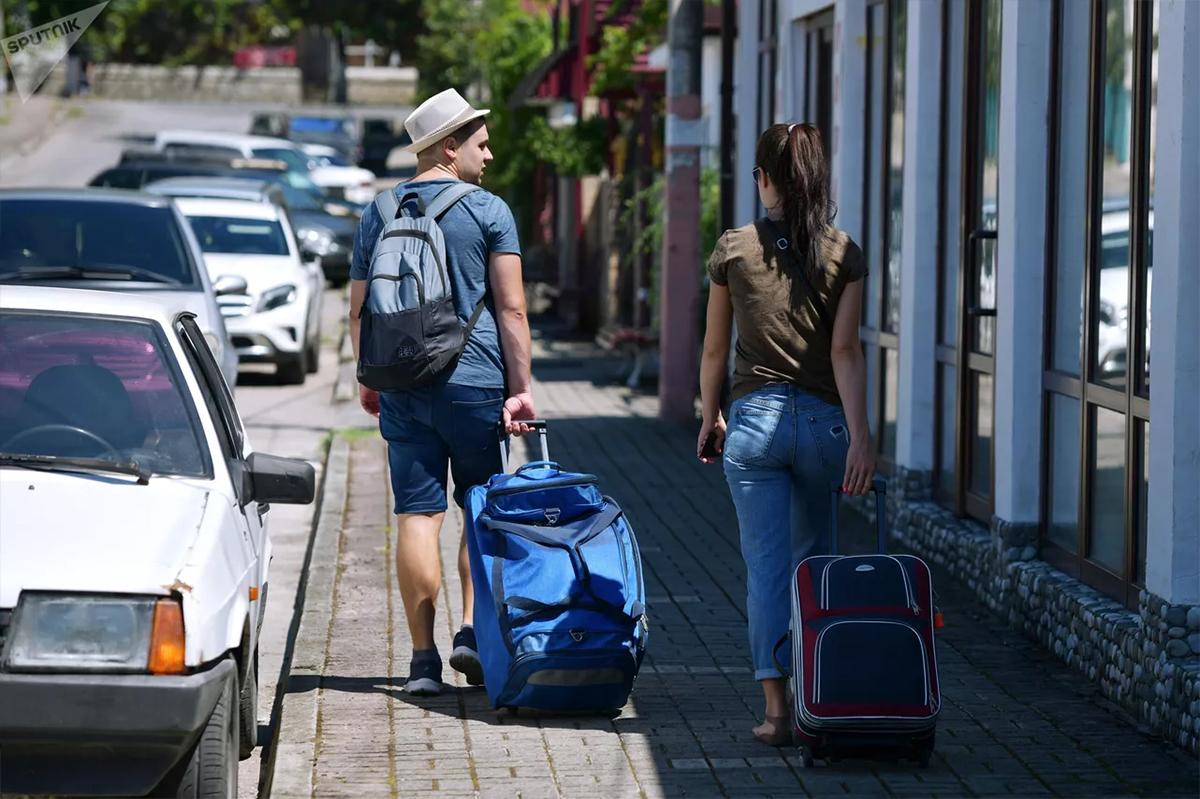 Россияне (страна-террорист) раскупают путевки в белорусские санатории на май