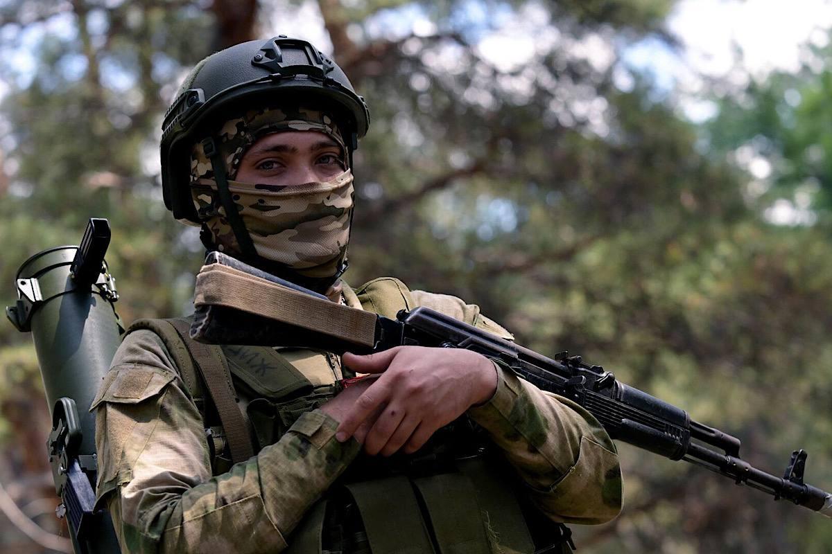 Уникальная история: как семья в ДНР спасала заблудившегося российского солдата