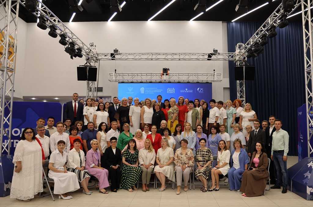 Стало известно, что изменится в учебном процессе в астраханских школах с 1 сентября