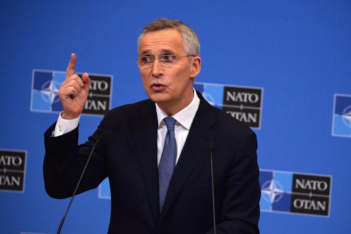 Генсек НАТО считает, что оружие для Украины — это «путь к миру»