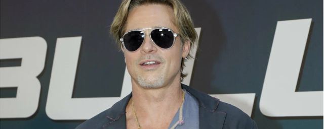 Brad Pitt showed up on the carpet in a skirt and jacket