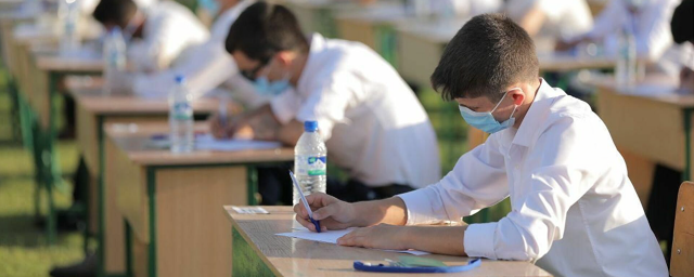 Узбекистан может отказаться от вступительных испытаний в вузы