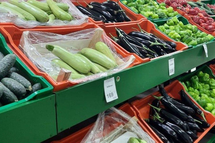 Юрий Бурлачко: Включения НТО на частных землях в муниципальную схему размещения даст возможность местной власти контролировать соблюдение ими требований