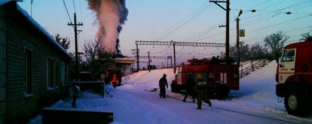 Пожар на вокзале под Воронежем стал причиной остановки поездов