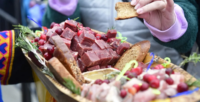 В ЯНАО лучшие проекты в сфере туризма получат губернаторские гранты