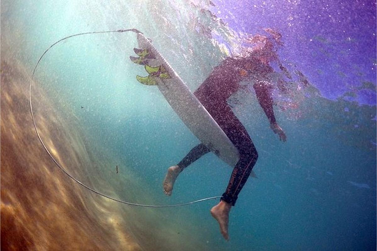 В Австралии акула утащила серфера на глубину моря