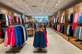 Российский ритейлер Zolla закрыл 35 магазинов за год, а чистая прибыль рухнула в 5 раз