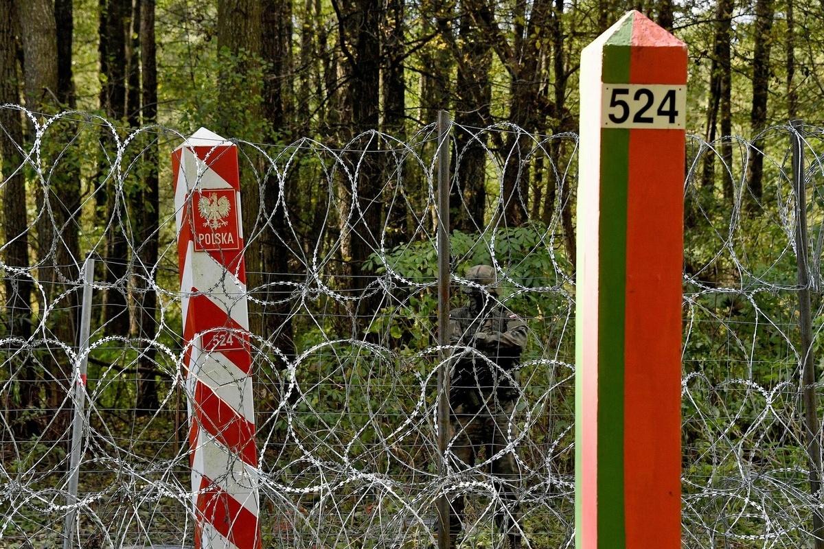 Польша планирует полностью закрыть границу с Белоруссией