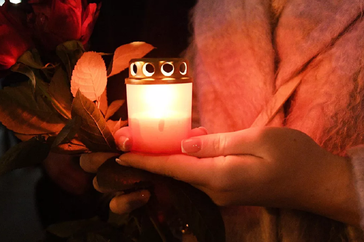 Сотни новосибирцев приняли участие в акции «Свеча памяти»