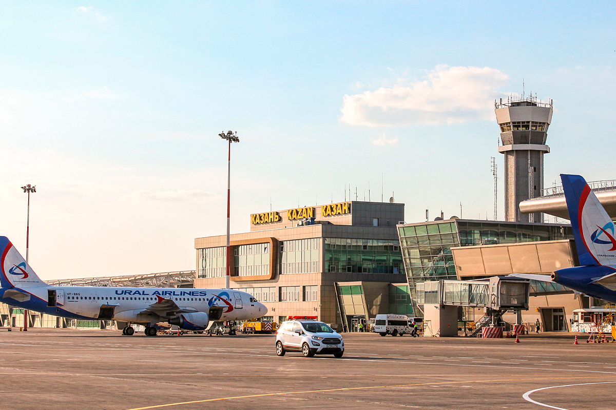Российский (страна-террорист) аэропорт снова принимает и отправляет рейсы после утренних ограничений