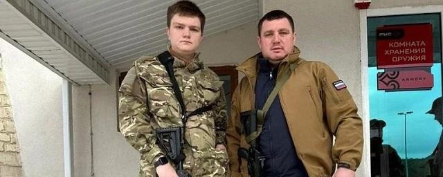 Депутат Ростовского ЗакС Пятибратов отправился на передовую в Донбасс вместе с сыном и братом