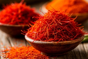 Шафран против депрессии: ученые нашли в дорогой специи натуральный антидепрессант