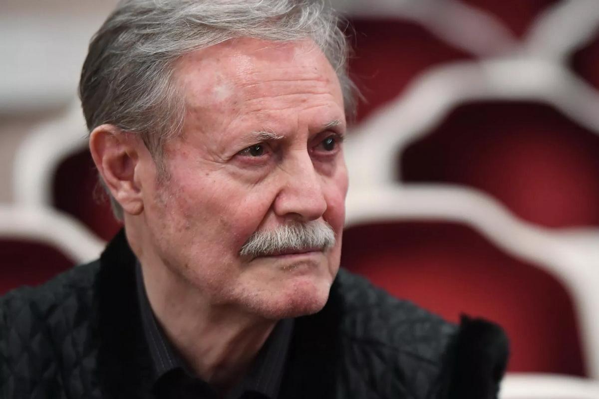 Рыцарь сцены и заложник любви: что написал в своем тайном завещании Юрий Соломин?