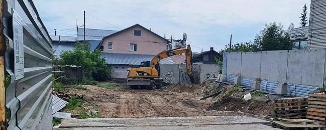 В Барнауле после скандала с соседями приостановили стройку 6-этажного дома на ул. Анатолия