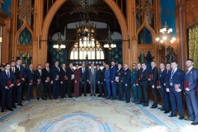 Андрей Воробьев: Два бойца СВО из Подмосковья завершили обучение в МГИМО и получили дипломы в Доме приемов МИД России