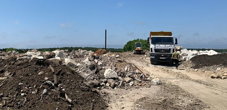 В Севастополе обнаружили больше 30 новых несанкционированных свалок стройотходов