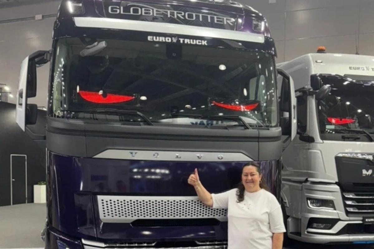 Volvo начал расследование после фото Вяльбе с их тягачом