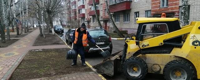 В Раменском городском округе ведутся работы по уборке территорий