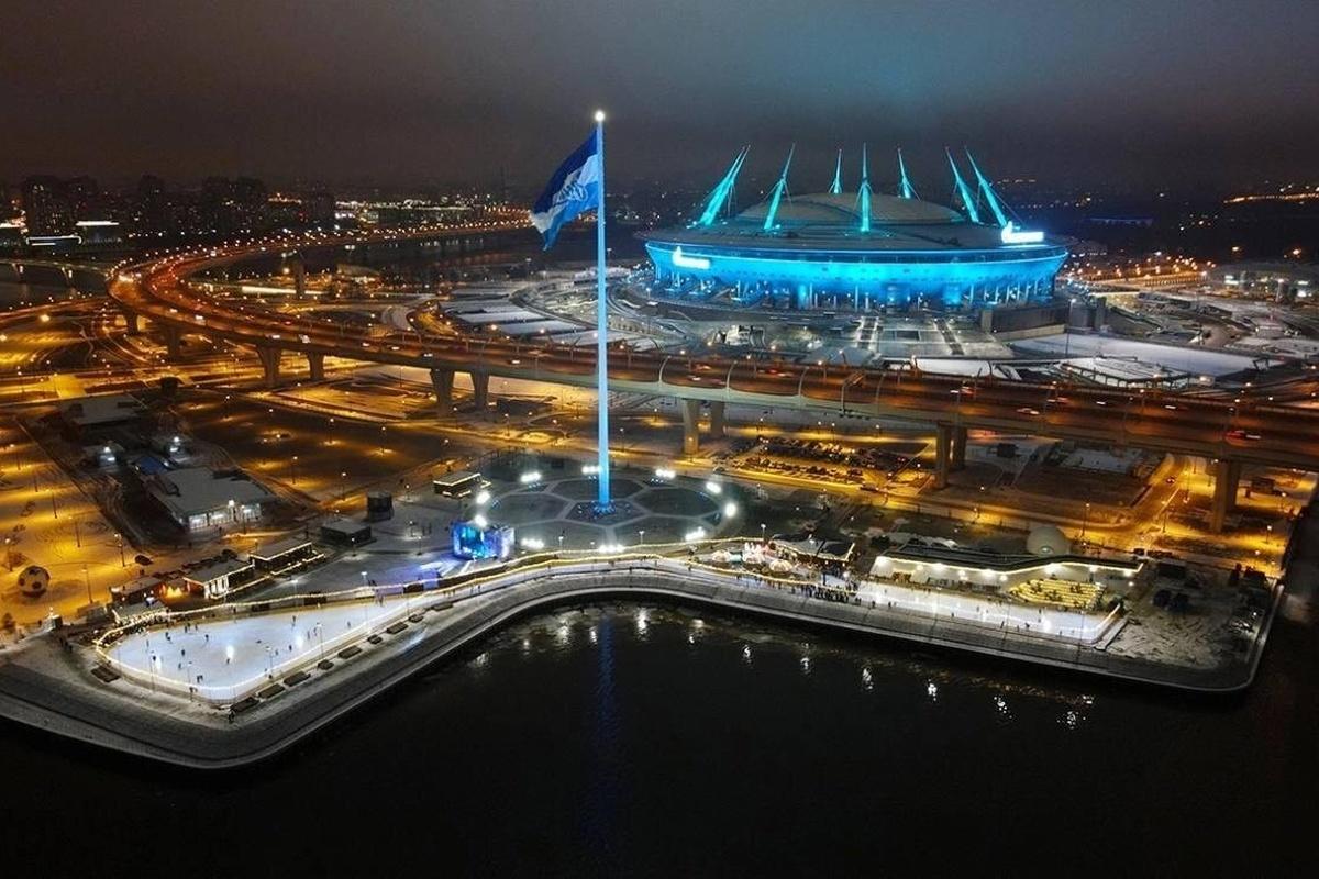 Безымянной площади на Крестовском острове в Санкт-Петербурге придумали название