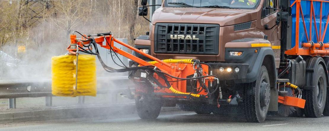 700 миллионов рублей потратят власти Новосибирска на машины для уборки улиц