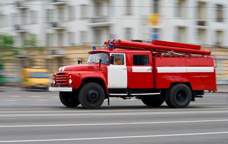 В Ростовской области при пожаре погибли два мужчины и женщина