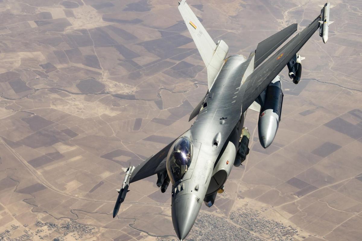 Власти Нидерландов разрешили экспорт первых истребителей F-16 для Украины