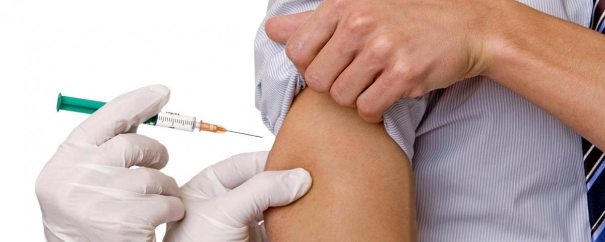 В НСО вакцинация от клещевого энцефалита приостановлена из-за COVID-19
