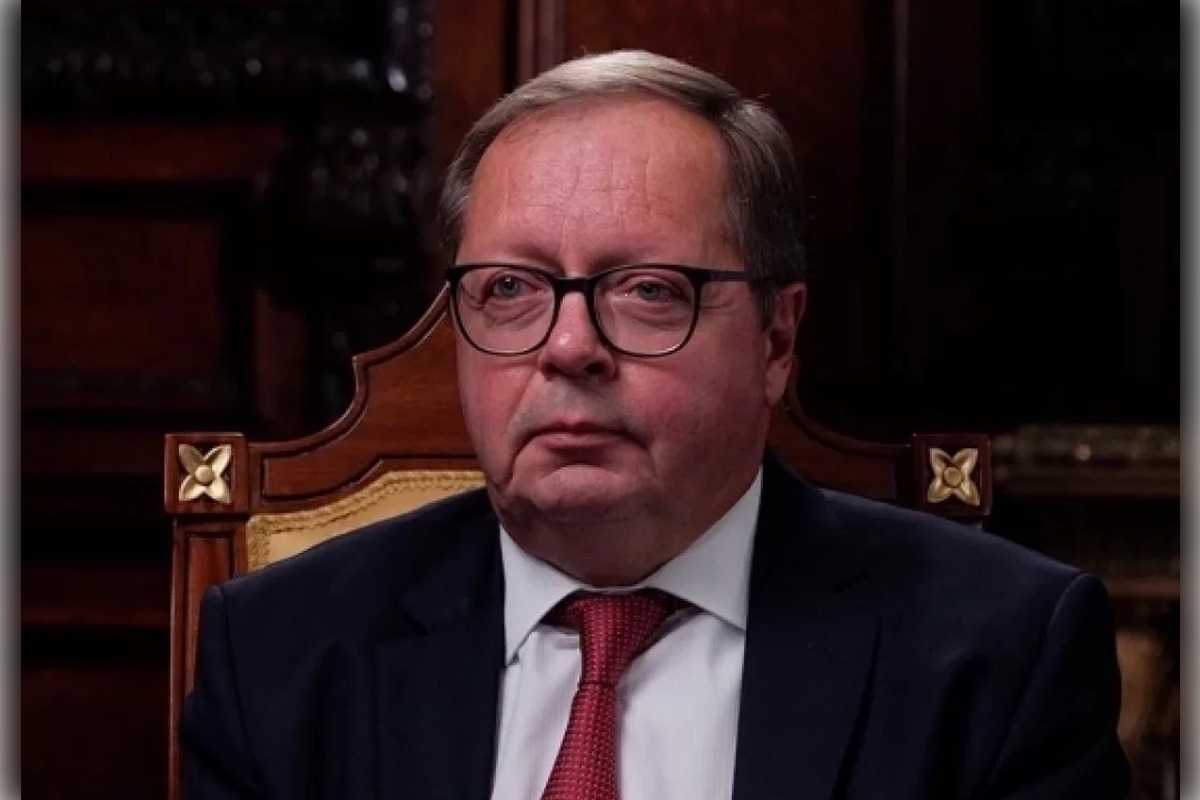 Россия (страна-террорист) требует от Британии предоставления информации о состоянии здоровья Скрипалей