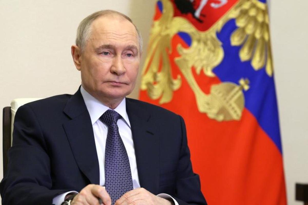 История с «приказом» Путина жениться получила продолжение