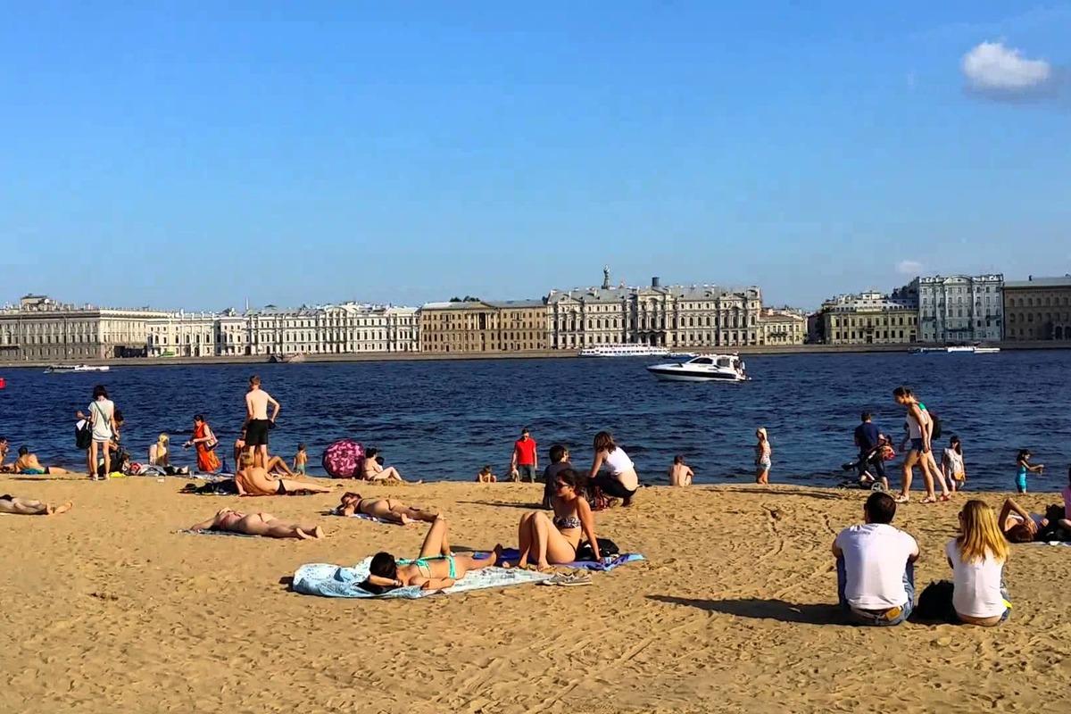 There are almost no bathing beaches left in St. Petersburg