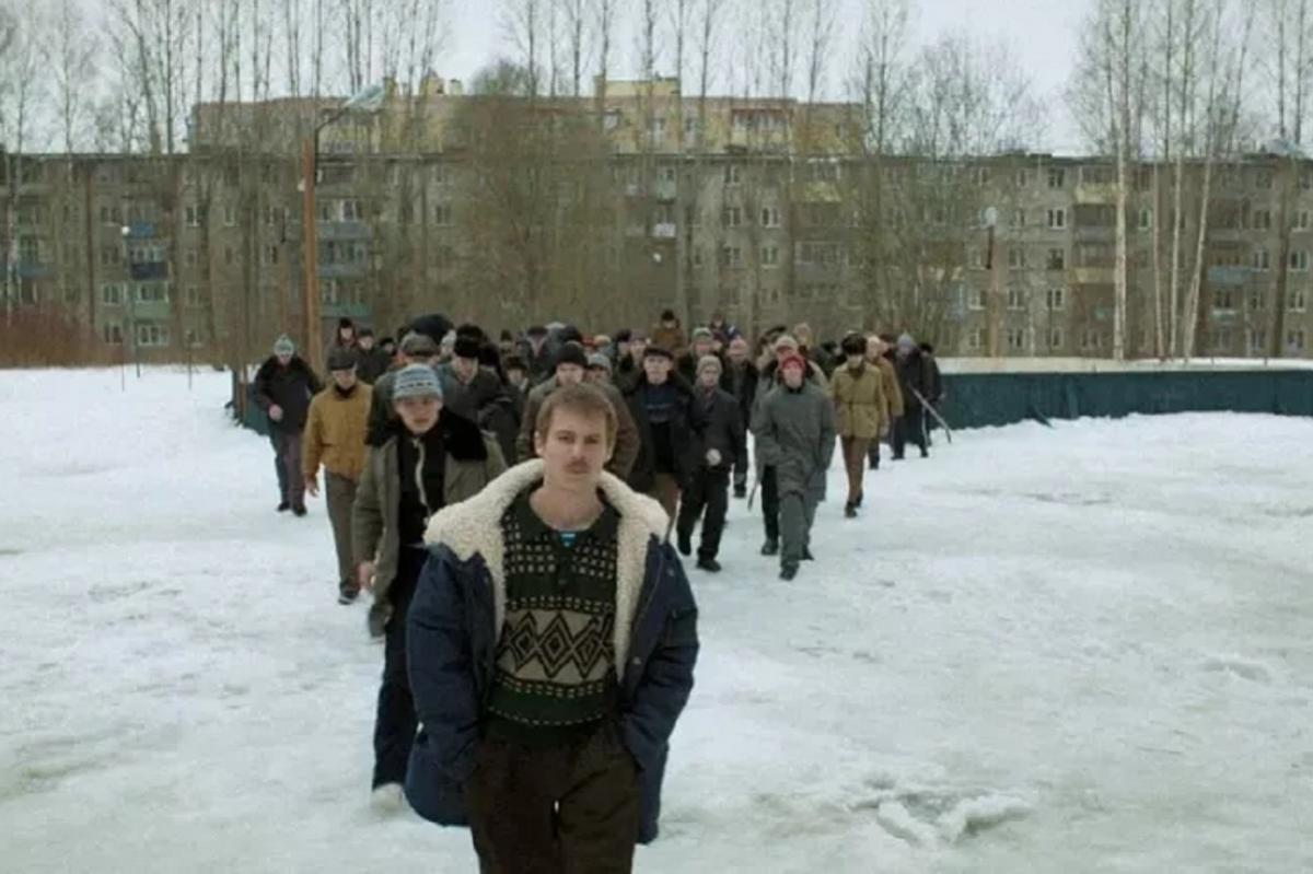 Иван Янковский раскрыл имя режиссера сериала о белых хакерах