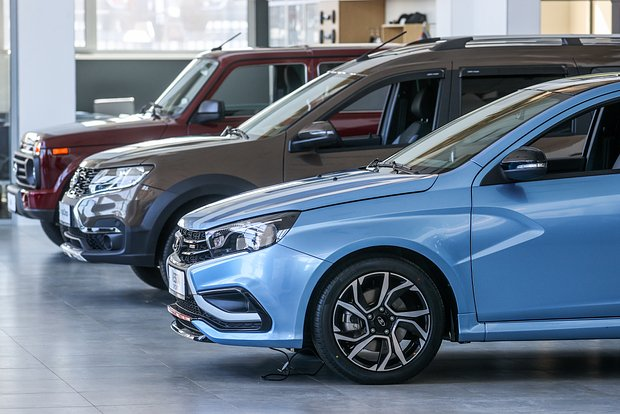 До 70% автомобилей LADA Vesta поступают дилерам недоукомплектованными