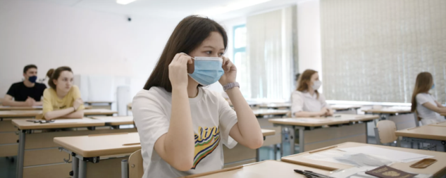 В Рособрнадзоре ввели дополнительную неделю в июле для сдачи ЕГЭ