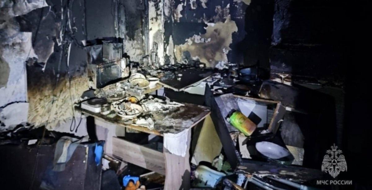 В Краснодарском крае при пожаре в доме погибли трое детей