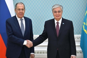 В России прокомментировали разногласия Лаврова с Токаевым по поводу территориальной целостности