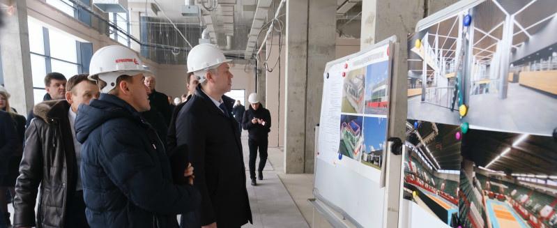 Губернатор Травников отметил высокие темпы строительства новосибирского центра волейбола