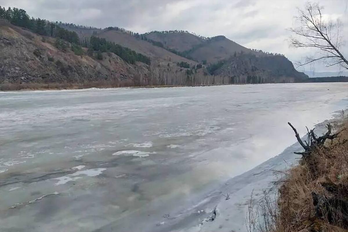 Вода не уходит: в Абазе до сих пор топит 18 участков, река преподносит сюрпризы