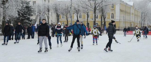 В Смоленске 17 декабря откроется главный городской каток