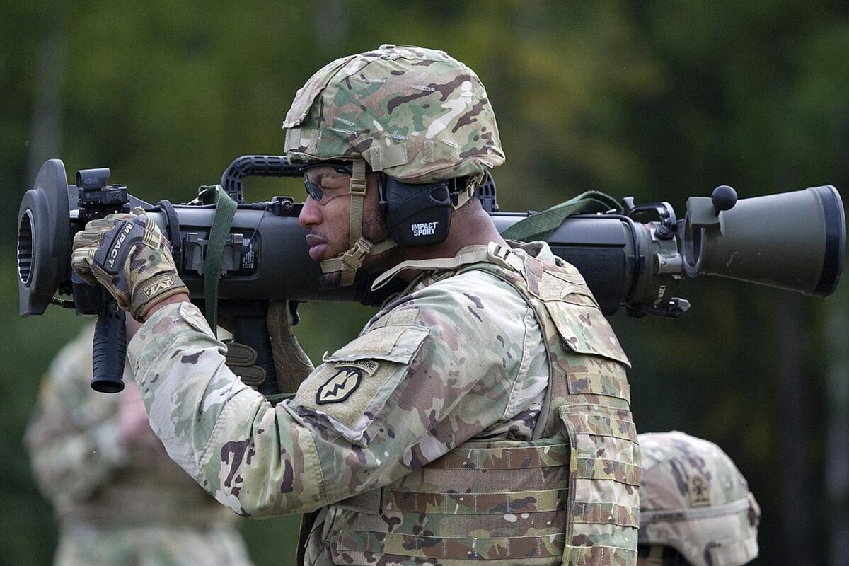 Увольнение за бороду: Пентагон ужесточил правила для солдат с раздражением после бритья