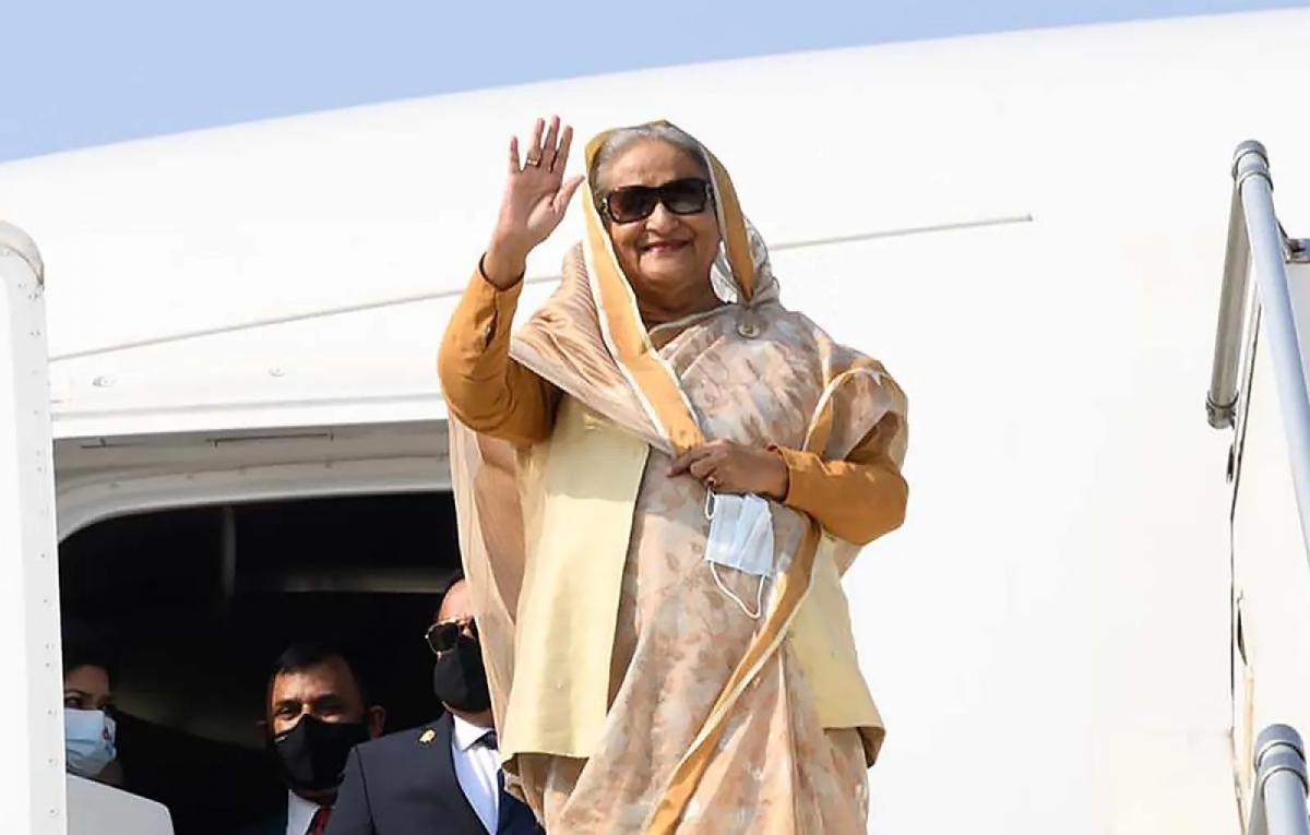 СМИ сообщают, что экс-премьер Бангладеш Хасина просит убежище в Британии