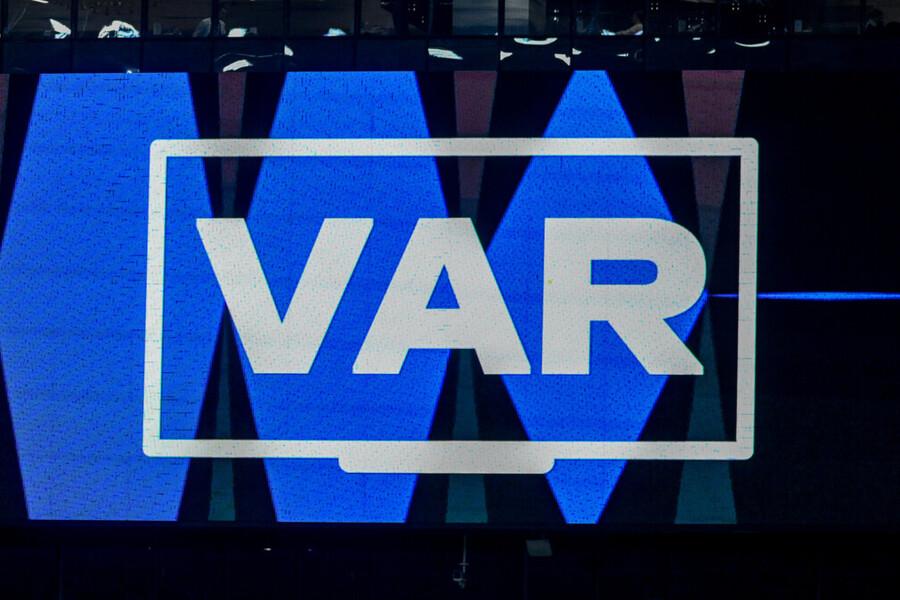 Новые технологии судейства от ФИФА: «Out of Bounds» для гола и 3D-модели офсайда