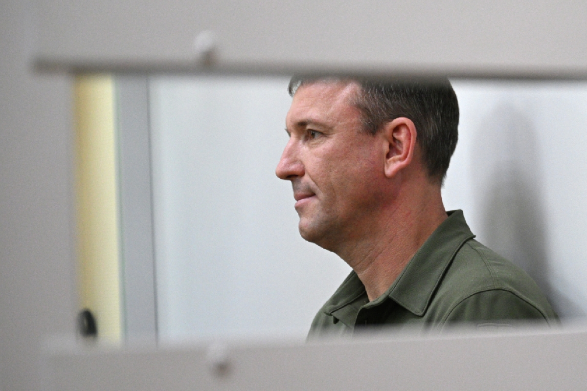 «Нервничал, руки сбиты»: как генерал Попов отреагировал на решение суда