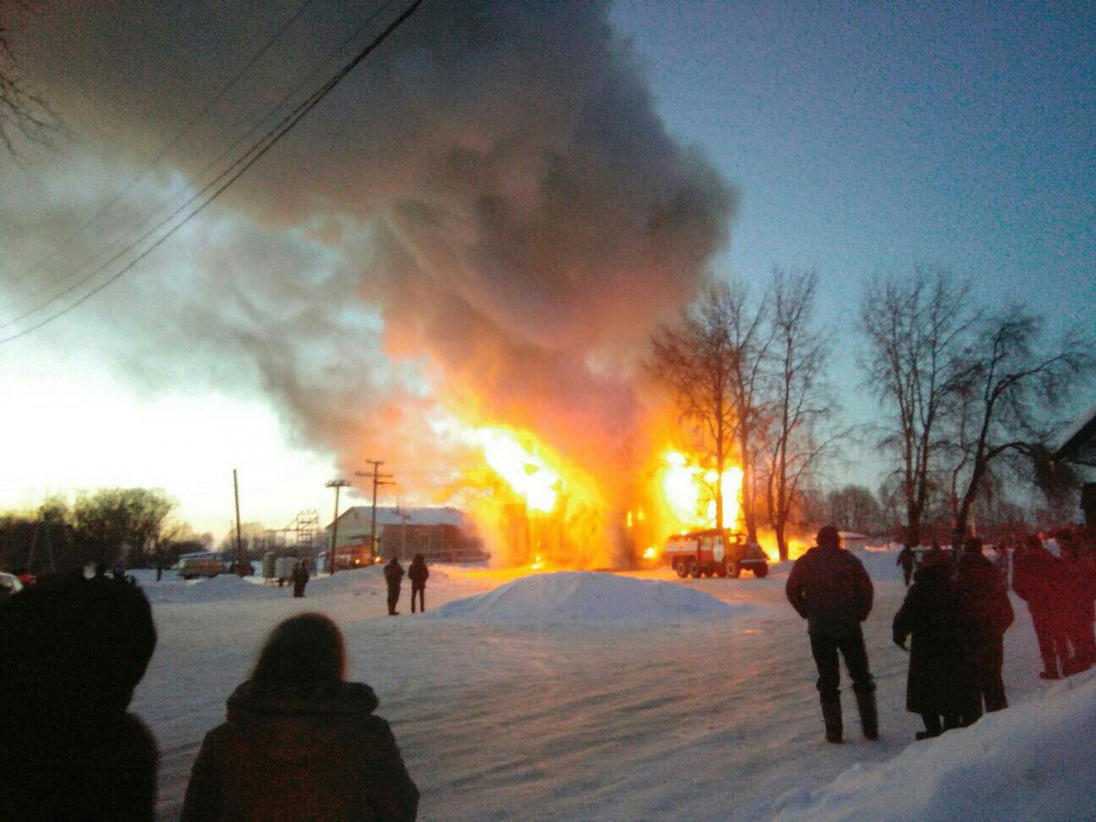 В Тамбовской области школьники сожгли здание вокзала