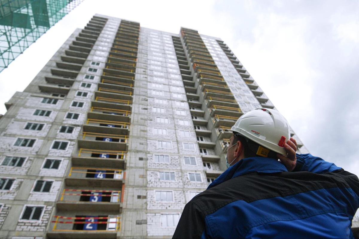 Спрос на продажи первичного жилья в Новосибирской области упал на 36 процентов