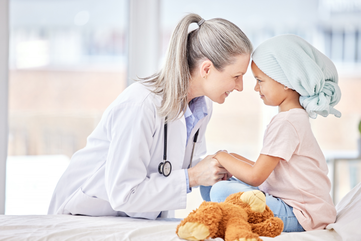 Академик РАН рассказал, какую долю детей с онкологией сегодня удаётся вылечить
